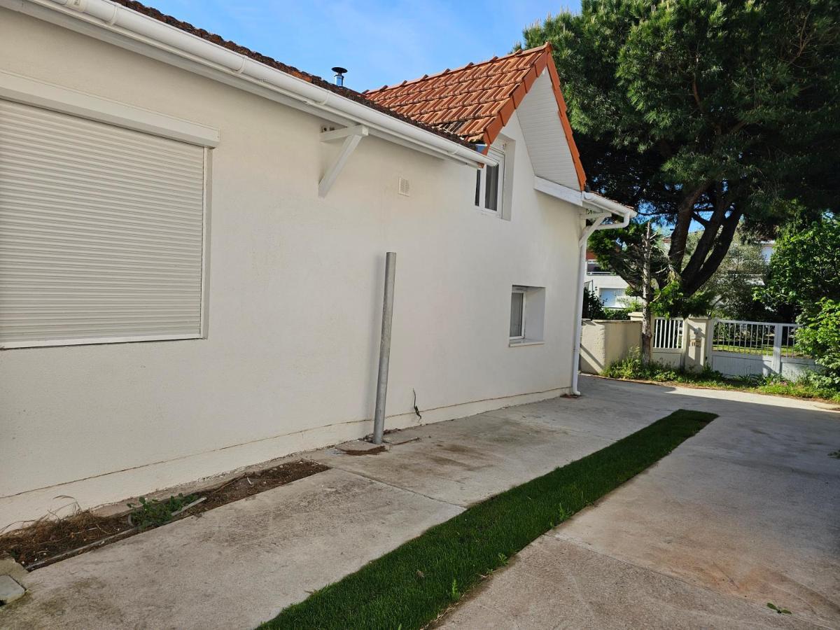 Jolie De 28m² - La Hume Centre Accommodatie bij particulieren